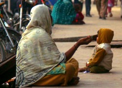 सडकलाई नै आश्रय बनाएर हिंड्ने व्यक्तिको पनि मिर्गौला बिक्रीको प्रयास...